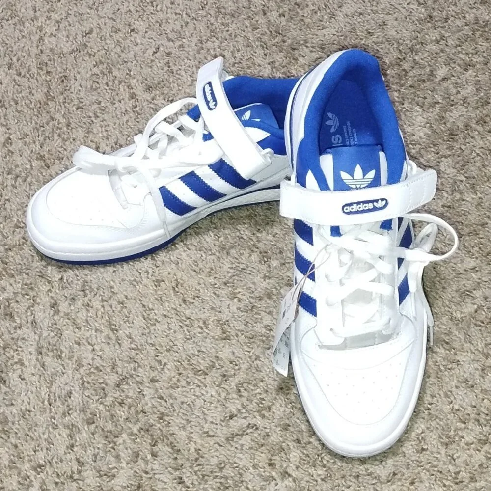 Men's Adidas White & Blue Forum Low Athletic Shoes Size US 11. NWT.
